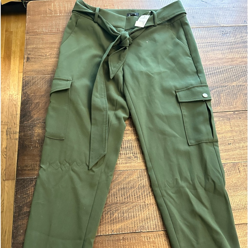 LOFT Cropped Pant